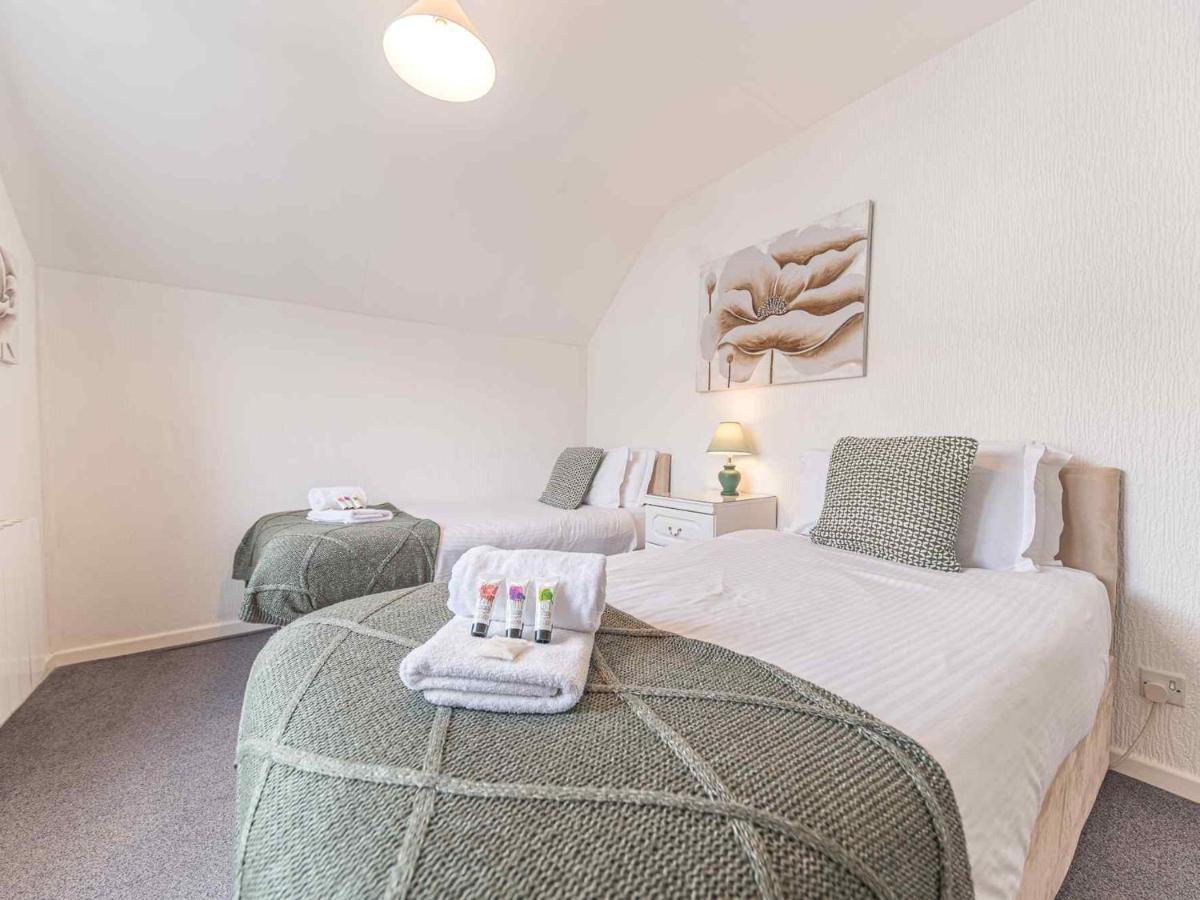 Pass The Keys Comfortable 3 Bed In Central Bowness With Parking Windermere Exterior foto